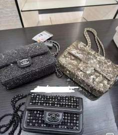 Picture of Chanel Handbags 2 _SKUfw239851548fw